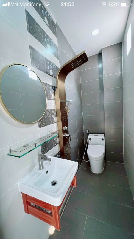 Cho thuê nhà đẹp mới xây HXH CMT8, Q3