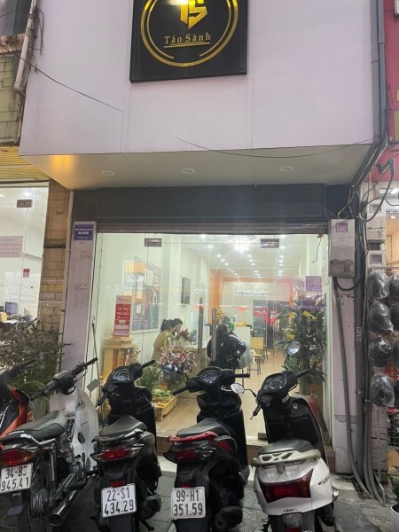 Cho thuê nhà mặt phố Vũ Tông Phan, Thanh Xuân, kinh doanh bất chấp, 2 vỉa hè, 6 tầng thang máy., 52m2, 5 phòng ngủ, 6 toilet