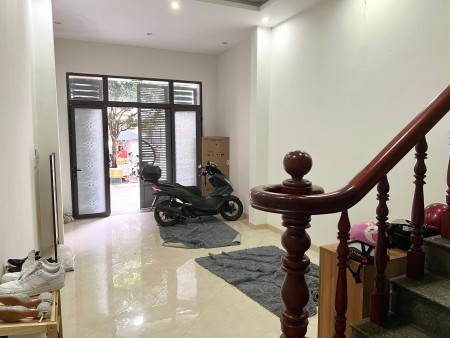 Cho thuê nhà nguyên căn 2MT XVTN, P25 Bình Thạnh