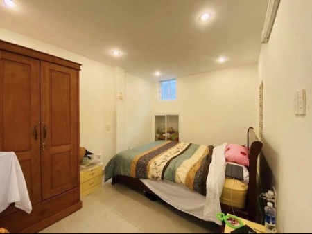Cho thuê nhà kiệt ô tô Võ Nguyễn Giáp 10 triệu - 3 phòng ngủ