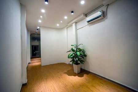 Cho thuê nhà mặt tiền (trệt + lầu 1) đường Bà Hạt, gần ngã 7 Lý Thái Tổ