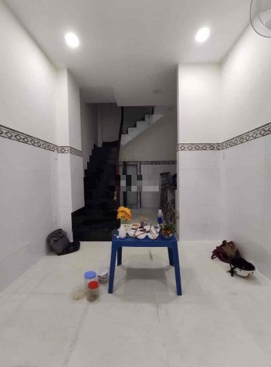 Cho thuê nhà Bạch Đằng P24 Bình Thạnh 10.5 triệu 2 phòng sạch đẹp