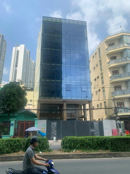 Cho thuê tòa nhà văn phòng đường thông thoáng quận 7