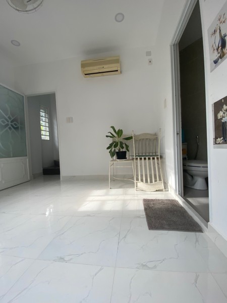 Cho thuê nhà mới 100% - full nội thất - Hẻm thông Lê Quang Định góc 2 mặt hẻm