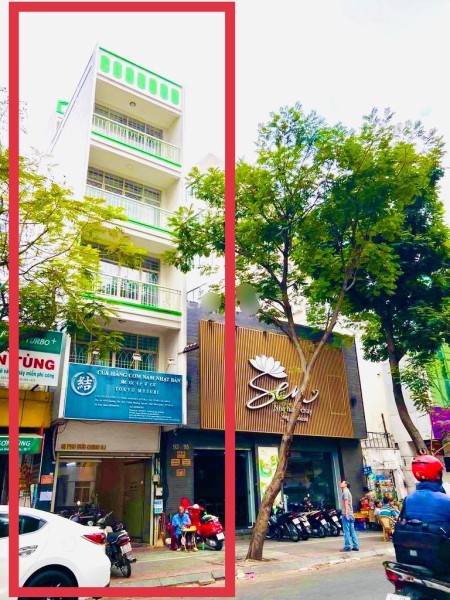 Cho thuê nhà MT Phó Đức Chính, 4x20m 5 tầng, thang máy chỉ 75tr/th