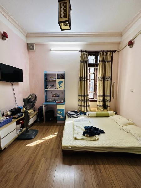 Cho thuê nhà Bùi Xương Trạch, Thanh Xuân 10tr