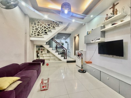 Nhà nguyên căn full nội thất đường Dương Bá Trạc P2 Q8