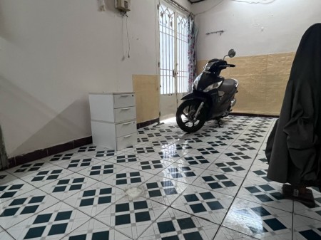 Chính chủ cho thuê nhà nguyên căn đường Nguyễn Trãi, Q1