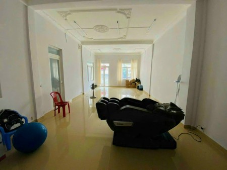 Cho thuê nhà Nguyễn Trãi vs Lê Hồng Phong