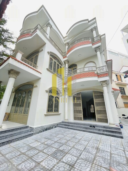 Cho Thuê Villa Sân Rộng Gần Trần Não 500m2 - Mở Trường Học, Văn Phòng