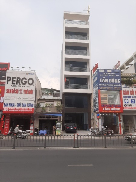 Mặt tiền Bạch đằng P15, Bình Thạnh. Kết cấu: 1 hầm, 6 lầu + Sân thượng. TM Giá: 120 triệu/Tháng