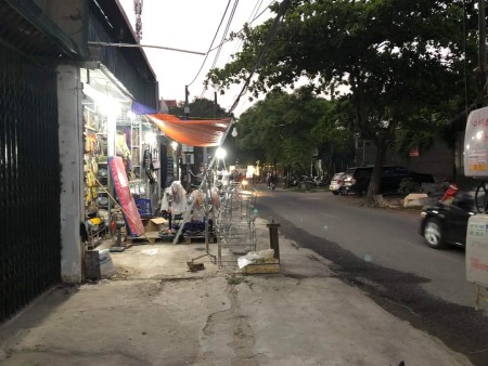 Cho thuê nhà nguyên căn, mặt phố Phú Diễn, Bắc Từ Liêm, 70m2 x4t, mt 4.5m, giá: 15tr/th