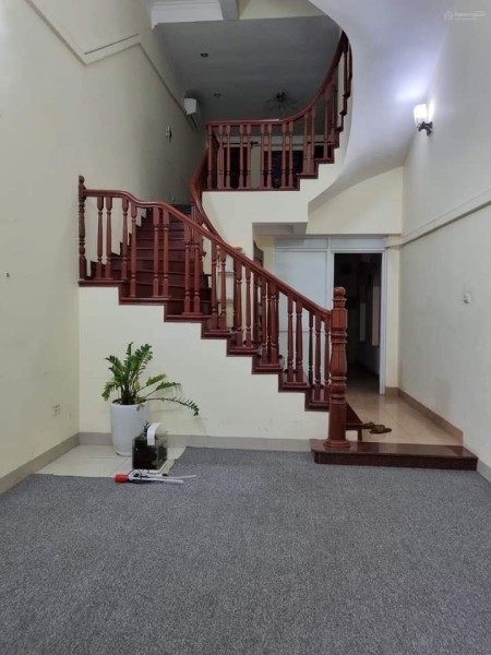 Cho thuê nhà nguyên căn, Cổ Nhuế, Bắc Từ Liêm, 45m2 x 4T, Mt 4m, Full Đồ, Giá: 8Tr/Th.(Có TL)