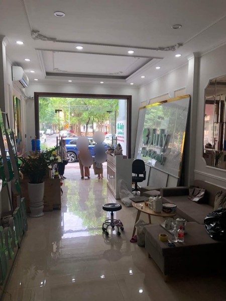 Cho thuê nhà nguyên căn, mặt phố, Đặng Thùy Trâm, Cầu Giấy, 55m2 x 6T, Giá:45 Tr/Th