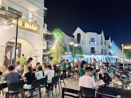 Cho thuê biệt thự Shophouse song lập HA02 đường 2 chiều rộng 30m Giá 2x tr, 150m2, 4 phòng ngủ, 3 toilet