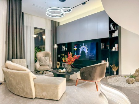 Chính chủ cần cho thuê biệt thự Sao Biển full nội thất, rộng 150m2. Vào ở được luôn, 150m2, 3 phòng ngủ, 3 toilet