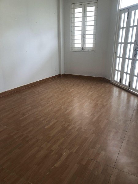 Cho thuê nhà 6m Thạch Lam quận Tân Phú 4x15x 2T chỉ 11trieu còn tl