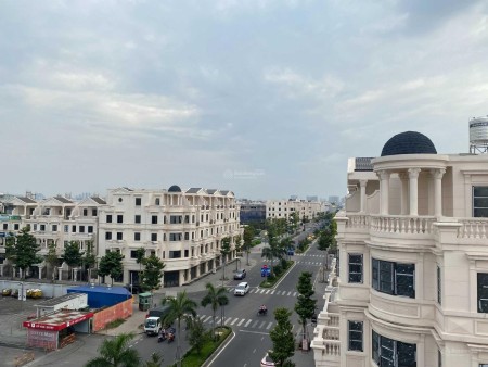Cho thuê 2 căn liền kề thông nhau mặt tiền đường khu Cityland Gò Vấp.