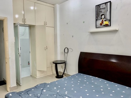 Cho thuê nhà nguyên căn 3 phòng ngủ, full nội thất MT đường nội bộ, P5, Q8