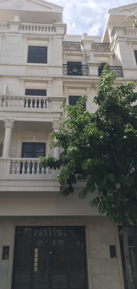 Cho thuê nhà thô nguyên căn Cityland 1 trệt 3 lầu, DT 5x20m, giá rẻ.