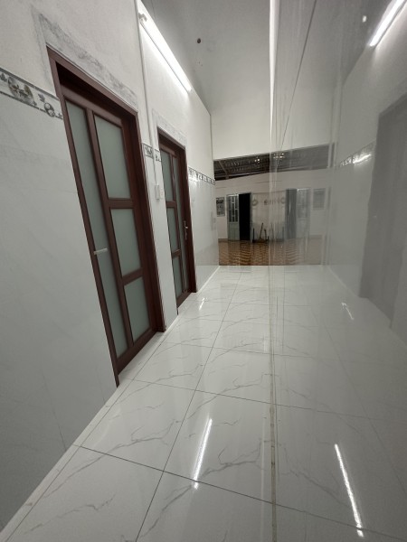 Nhà cấp 4, trong hẻm khu phố 5, đường Nguyễn Hữu Trí, 66m2, 2 phòng ngủ, 1 toilet