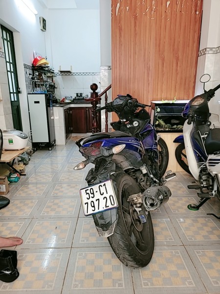 Cho thuê ngôi nhà nguyên căn hẻm xe hơi, đường trước nhà rộng 3m trên Nguyễn Thị Thập, quận 7