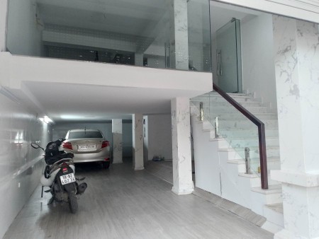 Cho thuê nhà mặt phố Vũ Tông Phan - Thanh Xuân 71m2, 7 tầng thang máy, MT 6m, 55tr/tháng.