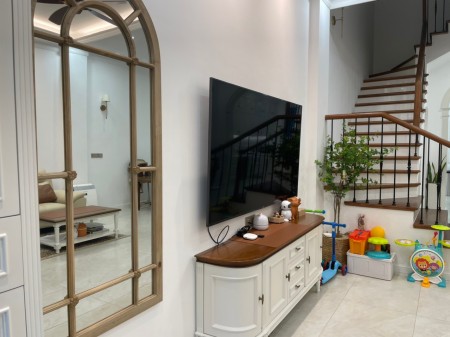 Cho thuê nhà phố liền kề khu Lakeview City P. An Phú Full Nội Thất