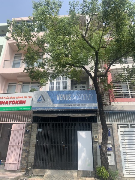 cho thuê nhà 3 lầu ngay Lottee Quận 7 giá rẻ