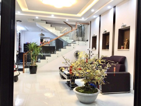Cho thuê nhà 4 tầng Quận Hải Châu đường 5m5 ngay HELIO và Công Viên Châu Á giá rẻ, 62m2, 4 phòng ngủ, 4 toilet