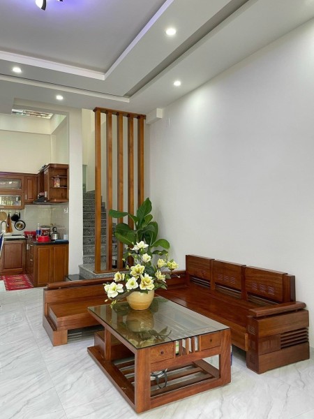 Cho thuê nhà 3 tầng mặt tiền đường Đoàn Khuê - Nam Việt Á, Khuê Mỹ, Ngũ Hành Sơn, 95m2, 4 phòng ngủ, 5 toilet