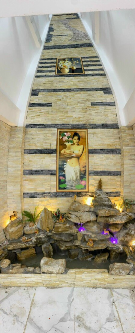 Gía thuê nhanh mặt tiền kinh doanh 7pn, 5wc, nhà mới.