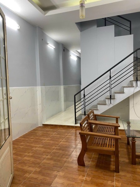 Cho thuê nhà có nội thất hẻm rộng Đinh Bộ Lĩnh P26 Bình Thạnh