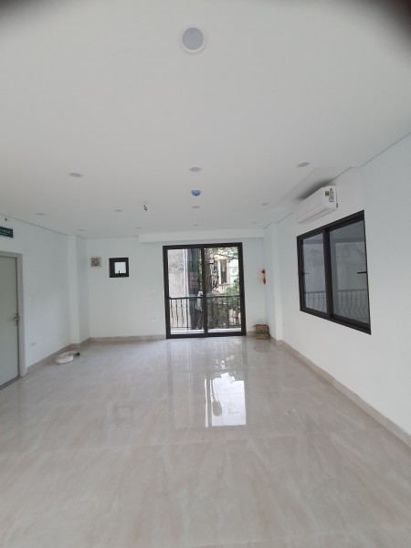 CHO THUÊ - MẶT PHỐ HUỲNH THÚC KHÁNG KÉO DÀI - 60M2 X 6 TẦNG - MT 9M - THÔNG SÀN THANG MÁY - VỈA HÈ