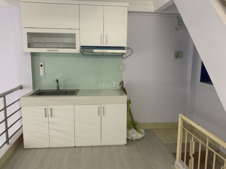 Cho thuê nhà NC 137 Trần Đình Xu 4.2x10m 4 lầu giá thuê 14tr/tháng