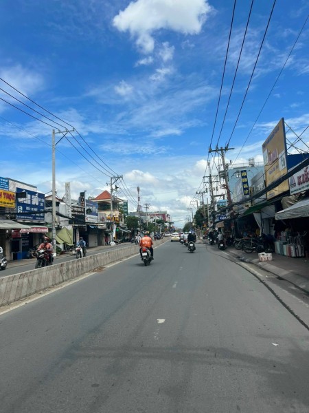 Cho thuê 1200m2 đất Mặt Tiền Huỳnh Tấn Phát, P.Tân Phú, Quận 7