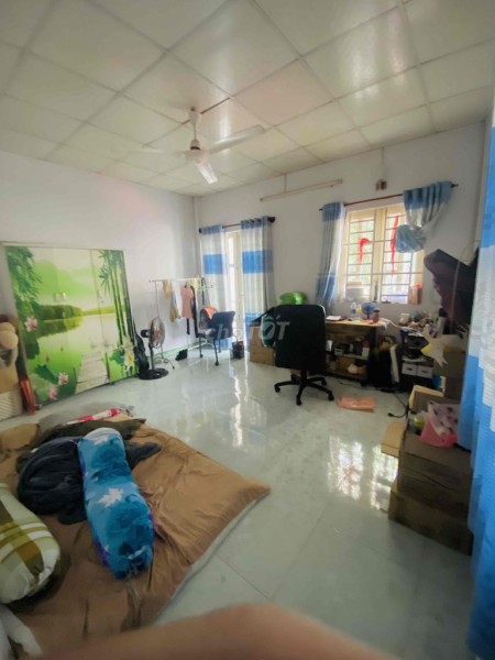 cho thuê nhà NC Nguyễn Trãi khu sầm uất - 4.2x13m - 2 lầu - giá thuê 20tr/tháng