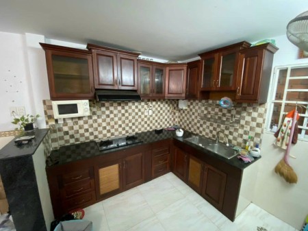 Cho thuê nhà nguyên căn 3pn 3wc Đỗ Thúc Tịnh - p12 - Gò Vấp giá chỉ 9 triệu.