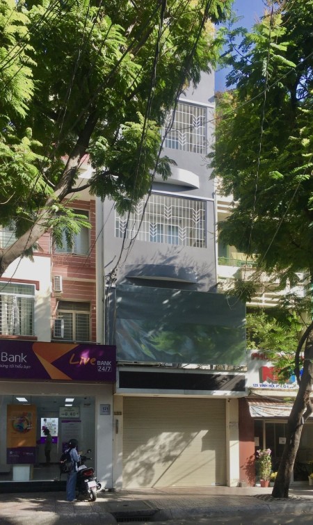 Cần cho thuê nhà 2 mặt tiền Vĩnh Hội phường 4, Quận 4, trệt 4 lầu, thang máy 60 triệu, 100m2, 8 phòng ngủ, 8 toilet