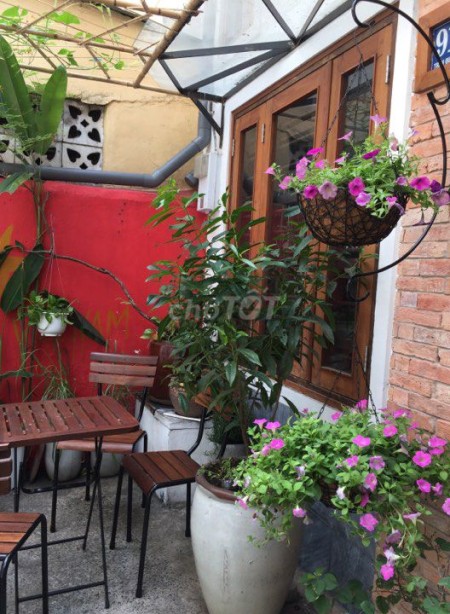 Cho thuê nhà riêng nguyên can, trung tâm Q3, goc Trân Quôc Thảo