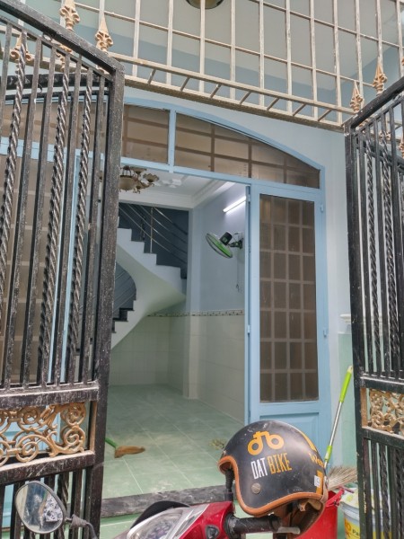 Cho thuê nhà 4PN ĐS 8 gần LÊ VĂN THỌ - THỐNG NHẤT giá 9 triệu, 60m2, 4 phòng ngủ,