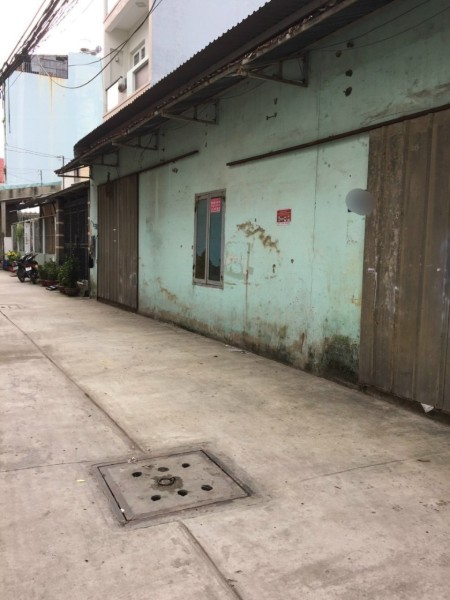 Cho thuê nhà 2MH xe hơi bờ bao Tân thắng quận Tân Phú 7 x 20m chỉ 10 triệu tl