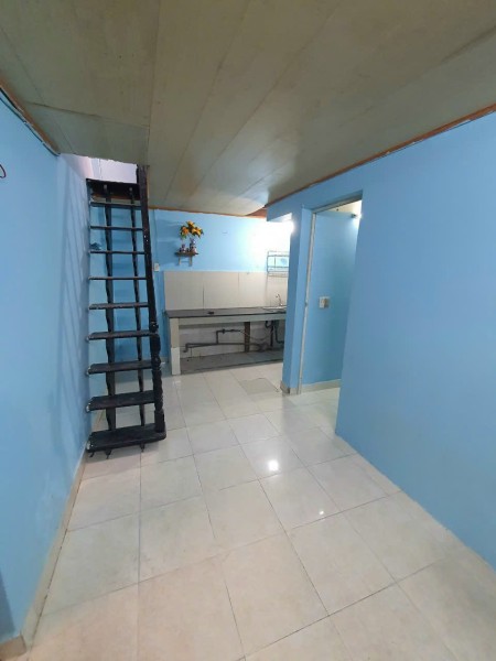 Cho thuê nhà nguyên căn đường Nguyễn Ngọc Lộc, q10