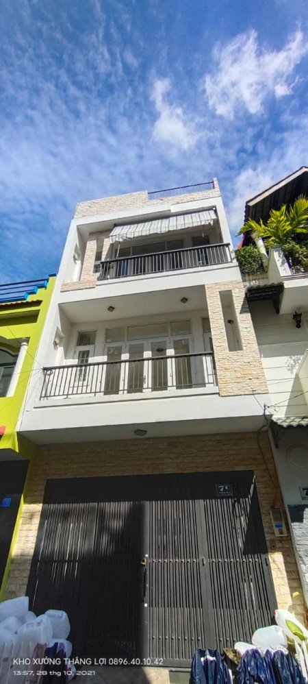 Cho thuê nhà tại Khu Tên Lửa 4 phòng ngủ, 11 triệu/ tháng