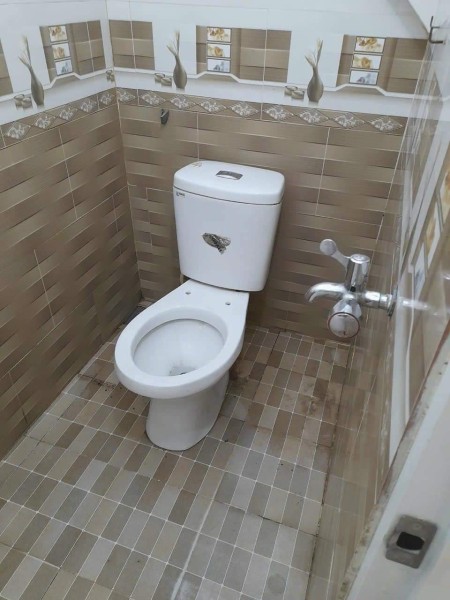 cho thuê nhà nguyên căn 2MT hẻm đờng chiến luoc Bình trị đông A,