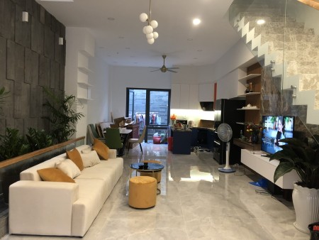 Cho thuê nhà mới nguyên căn đủ nội thất kdc Hồng Long, Hiệp Bình Phước,TĐ