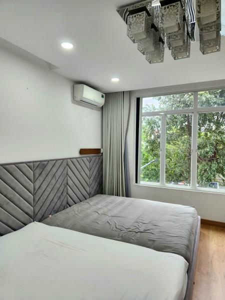 Cho thuê biệt thự đơn lập 12m*24m quận 7 giá 36tr rẻ nhất quận 7, 288m2, 5 phòng ngủ, 5 toilet