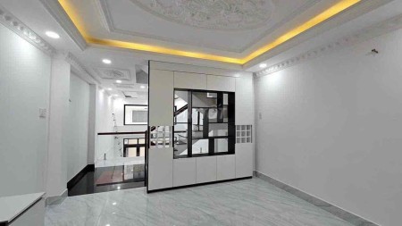 Nhà cho thuê đường Lạc Long Quân Q11