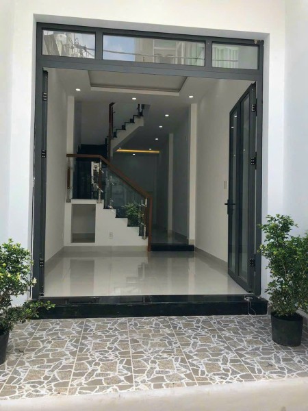 Cho thuê nhà Lê Đức Thọ P16 Gò Vấp - 2pn có sân thượng, sân để xe (3.5x12)