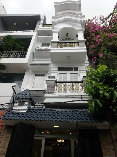 Cho thuê nhà quận 7 sát bên Phú Mỹ Hưng Gần Việt Pháp